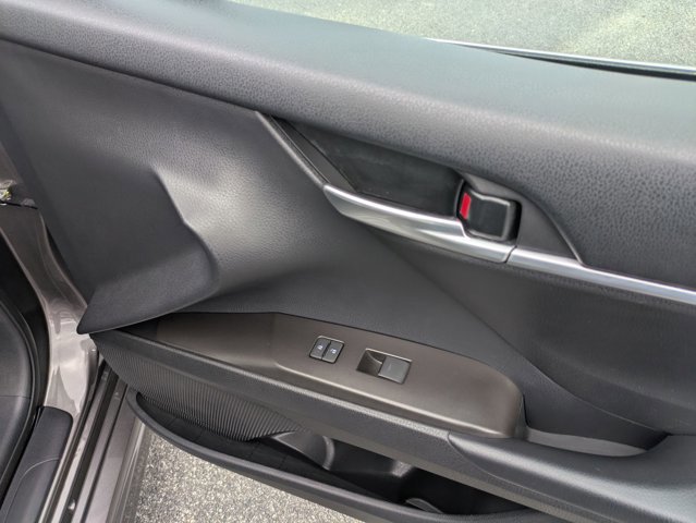 Used 2024 Toyota Camry SE image 30