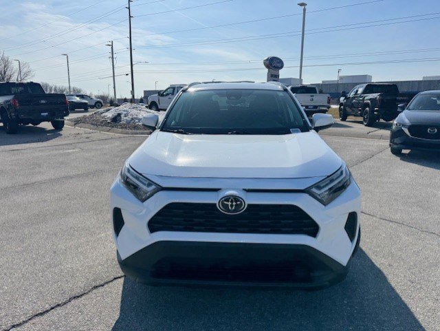 Used 2023 Toyota RAV4 XLE image 8