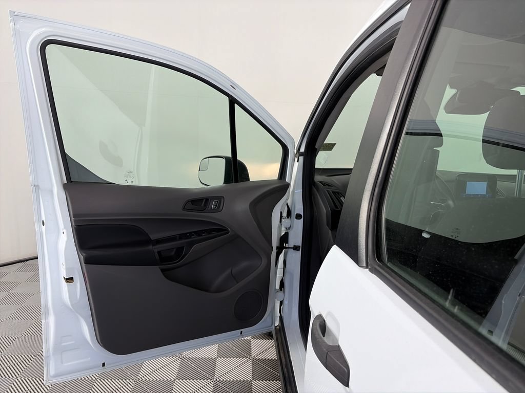 Certified 2022 Ford Transit Connect XL FWD image 10