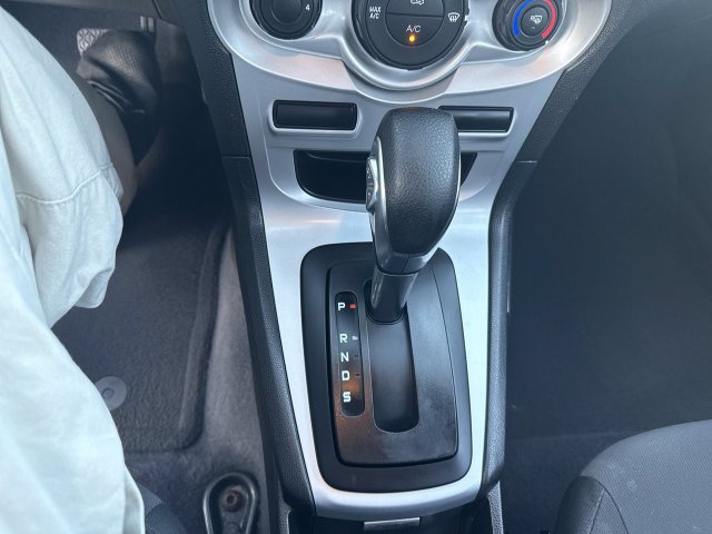 Certified 2019 Ford Fiesta SE FWD image 32