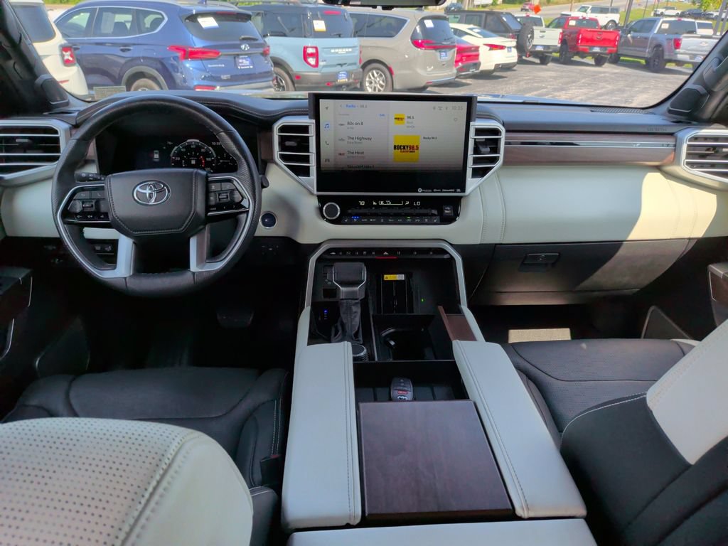 Used 2023 Toyota Sequoia Capstone AWD/4WD video 2