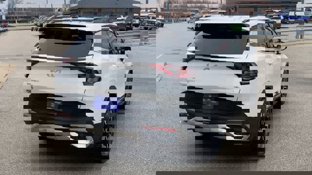 Used 2025 Kia Sportage EX w/ EX Premium Package AWD/4WD image 9