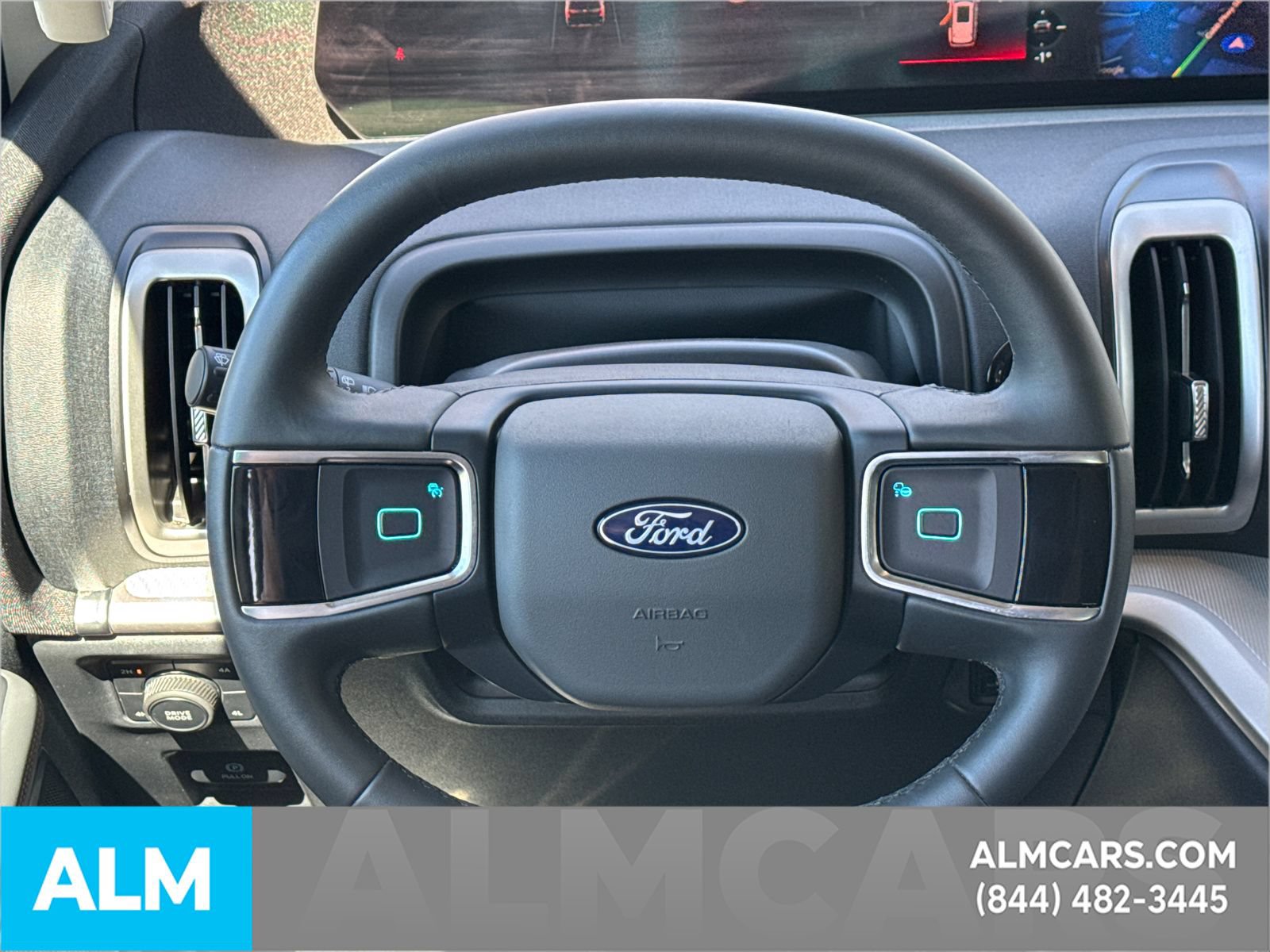 Certified 2025 Ford Expedition Active AWD/4WD image 31