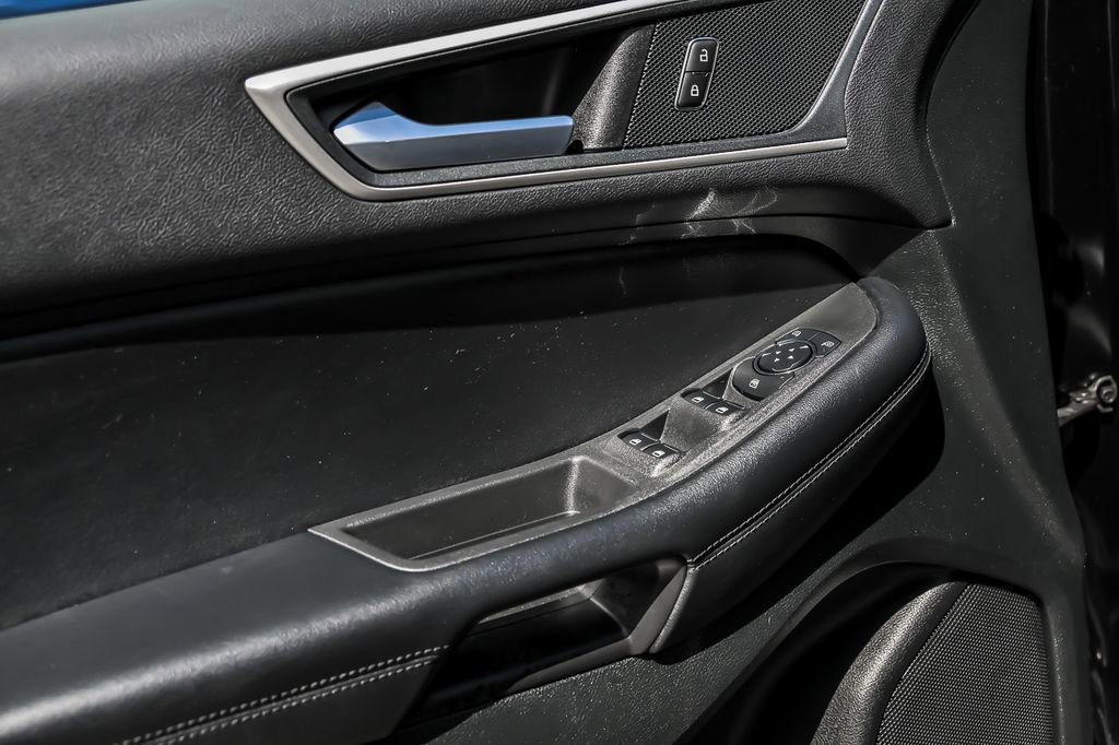 Certified 2023 Ford Edge SEL AWD/4WD image 14