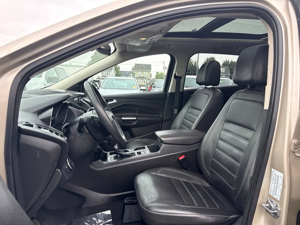 Certified 2017 Ford Escape Titanium AWD/4WD image 13