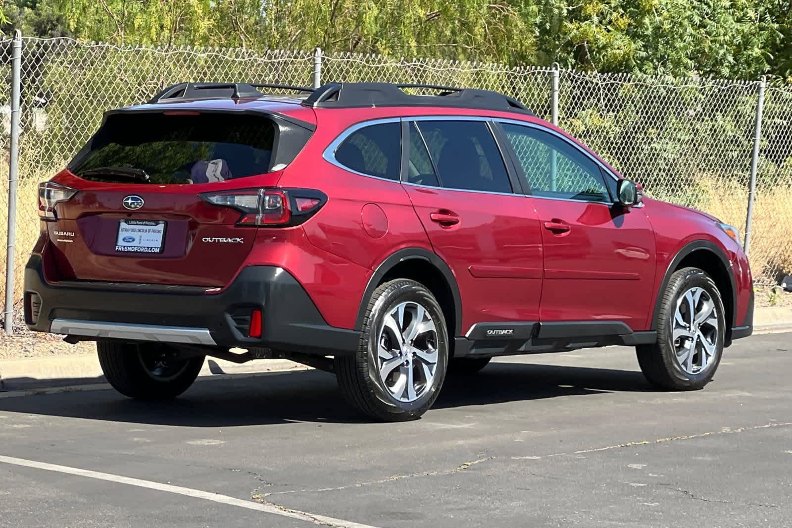 Used 2022 Subaru Outback Limited AWD/4WD image 2