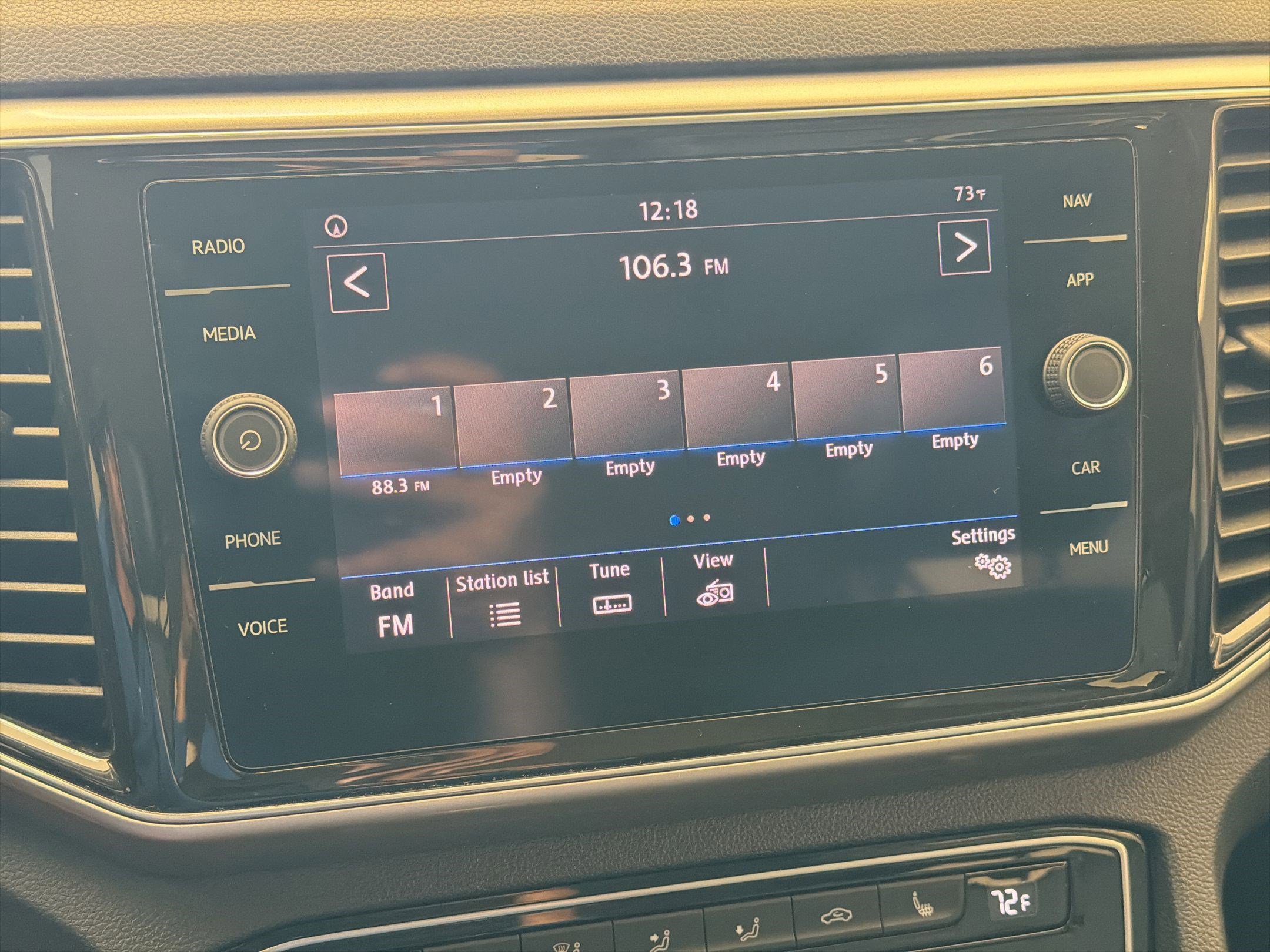 Used 2019 Volkswagen Atlas SEL FWD image 23