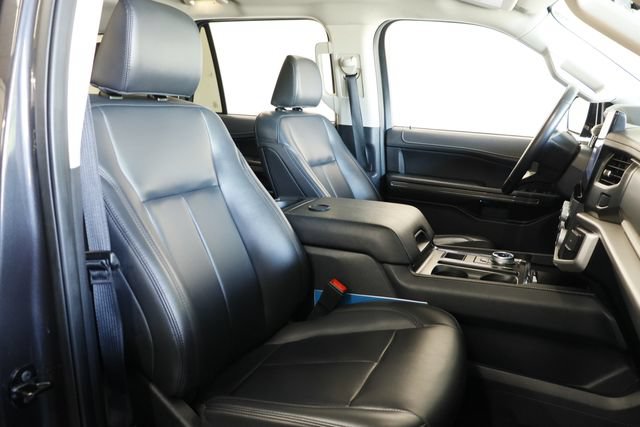 Certified 2024 Ford Expedition XLT RWD image 25