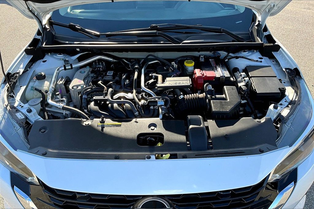 Used 2025 Nissan Sentra SV FWD image 32