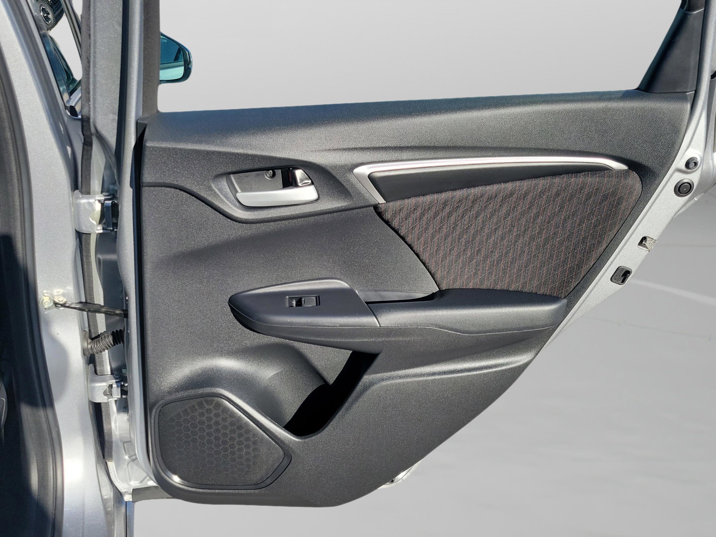 Used 2019 Honda Fit Sport image 25