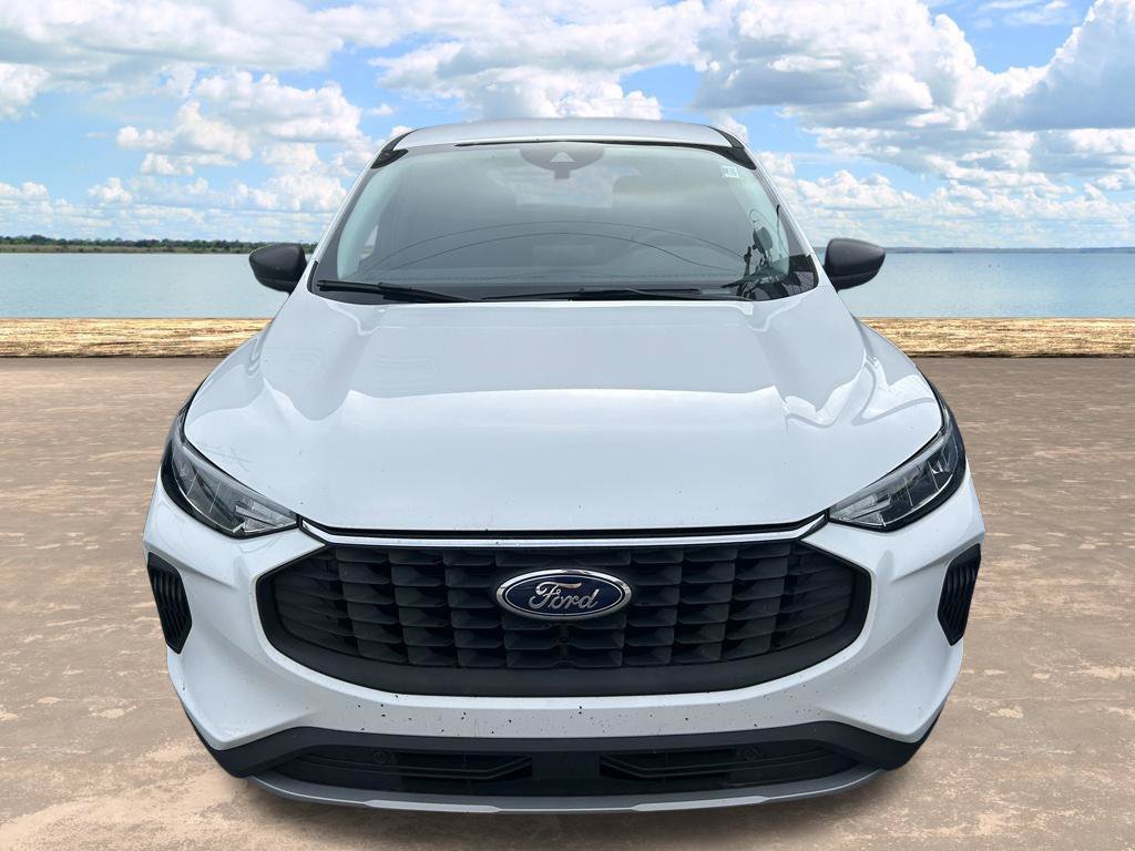 Certified 2025 Ford Escape Active AWD/4WD image 2