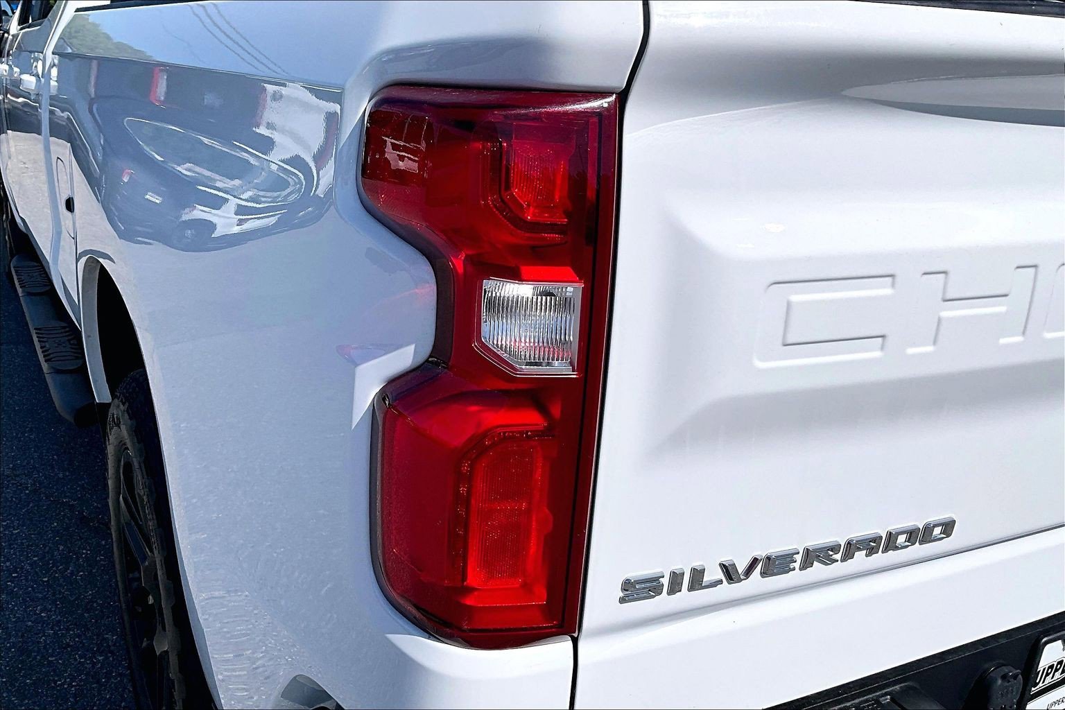 Used 2023 Chevrolet Silverado 1500 RST AWD/4WD image 31