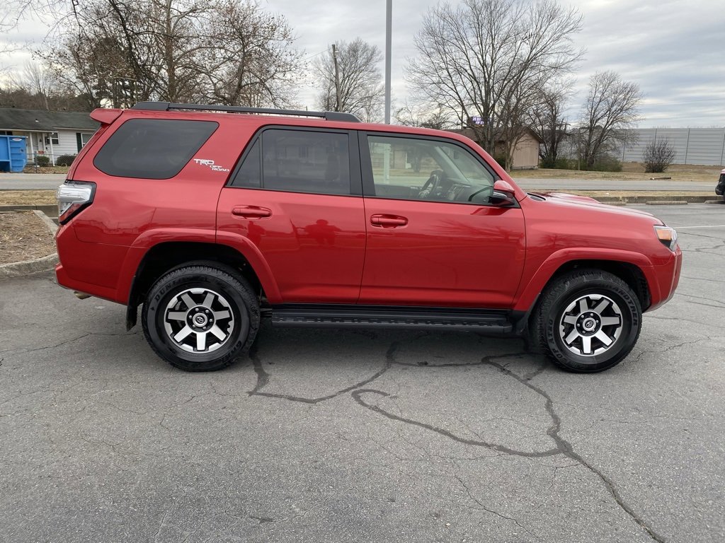 Used 2024 Toyota 4Runner TRD Off-Road Premium image 8