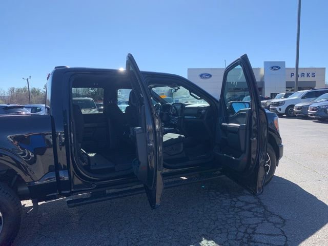 Certified 2022 Ford F150 XLT w/ Equipment Group 302A High image 11