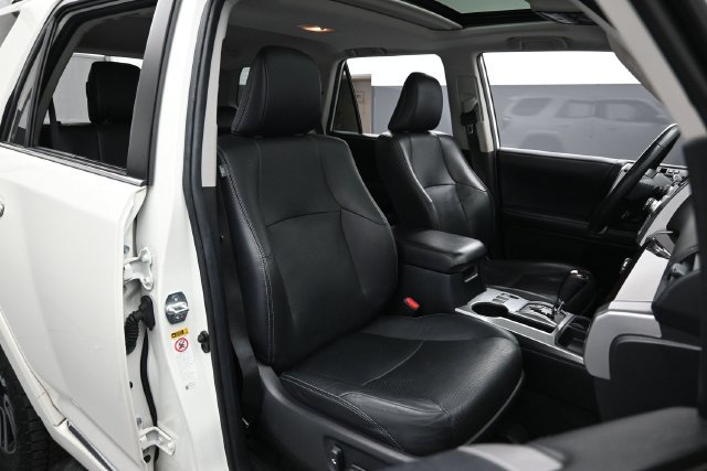 Used 2018 Toyota 4Runner Limited RWD image 30
