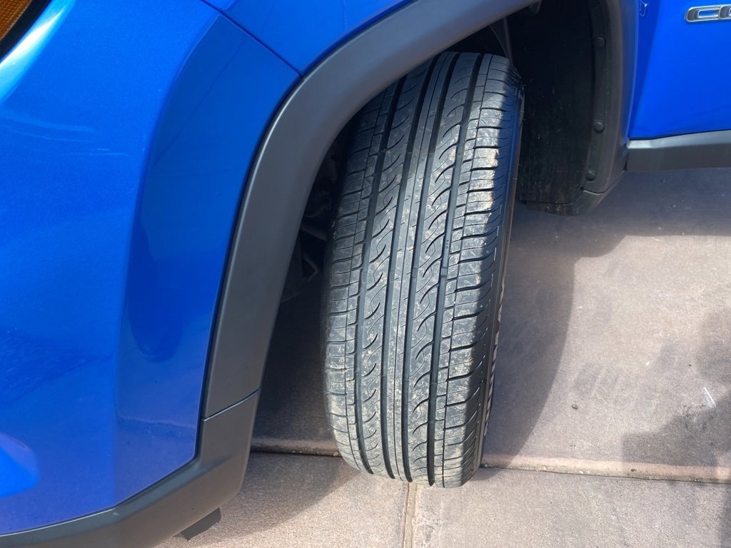 Used 2022 Jeep Compass Latitude image 39