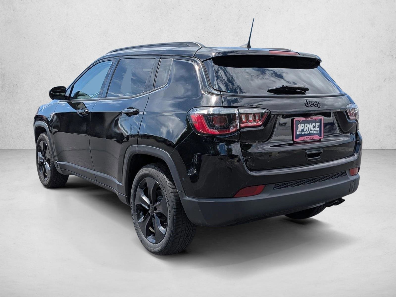 Used 2021 Jeep Compass Latitude FWD image 8