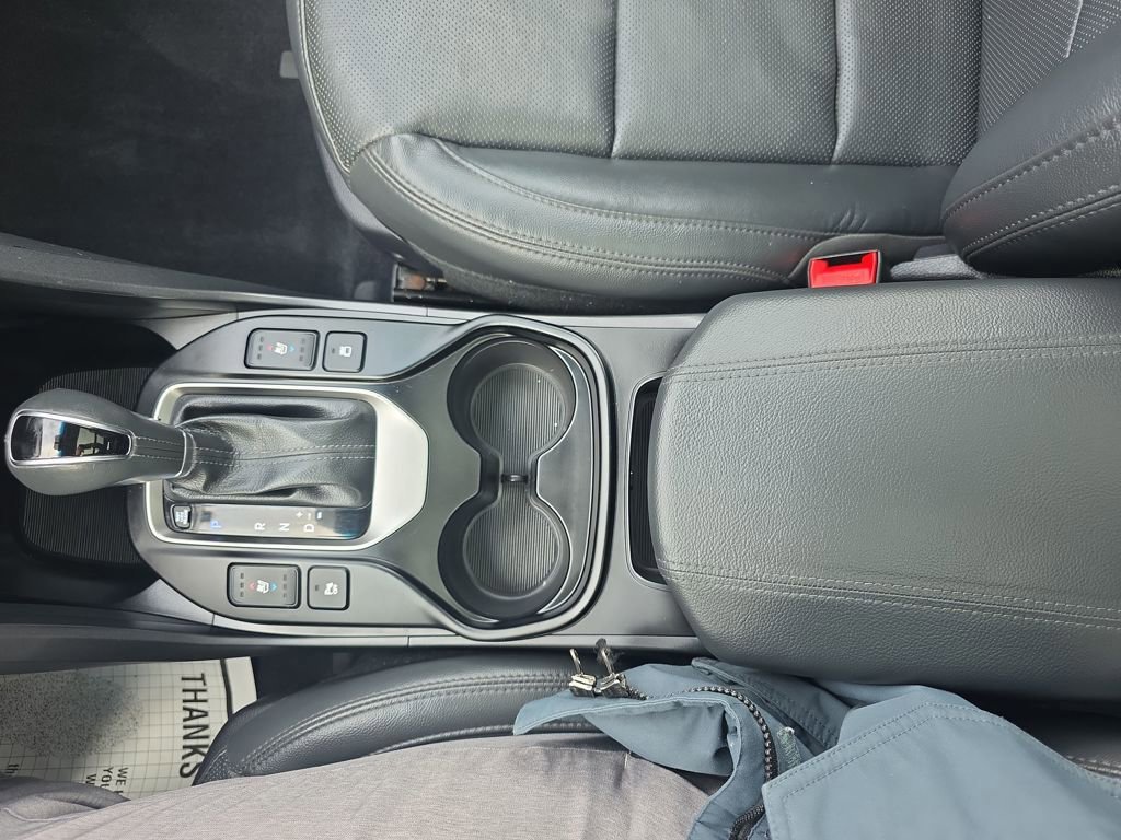 Used 2018 Hyundai Santa Fe Sport image 31