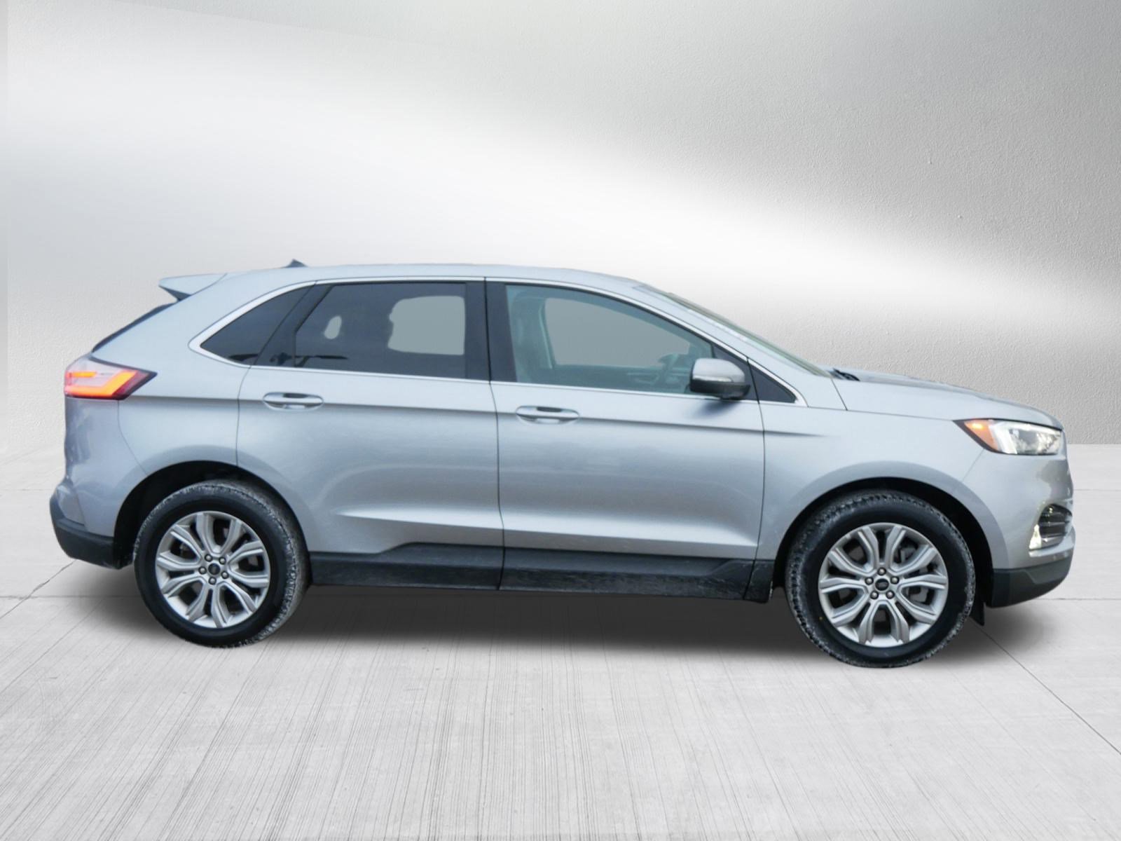 Certified 2024 Ford Edge Titanium image 8