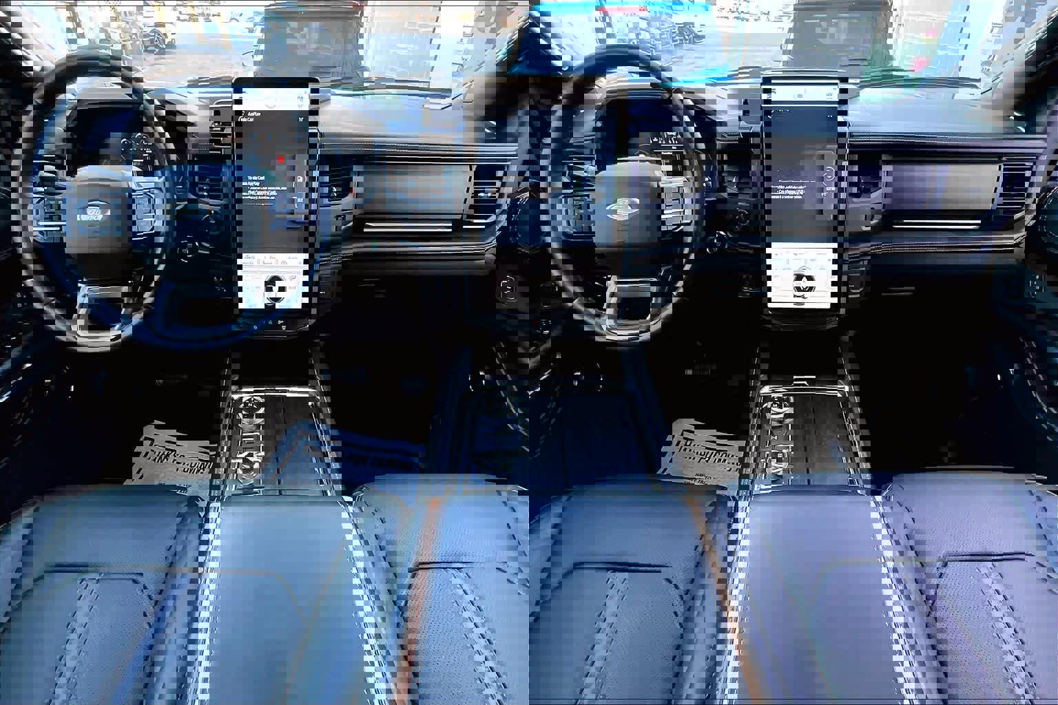 Certified 2023 Ford Expedition Platinum image 16