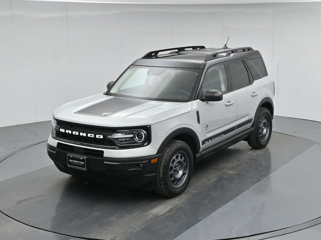 Certified 2024 Ford Bronco Sport Outer Banks w/ Tech Package image 26