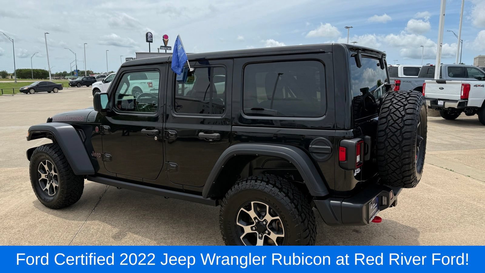 Used 2022 Jeep Wrangler Unlimited Rubicon w/ Cold Weather Group AWD/4WD image 7