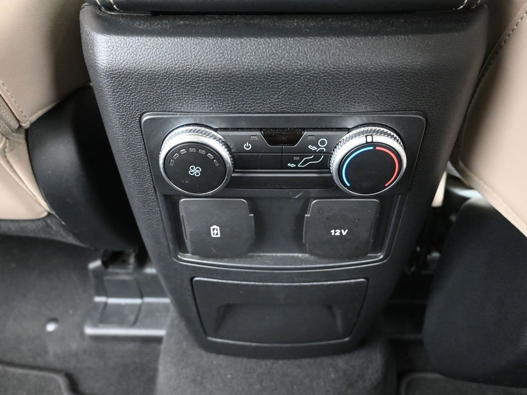 Certified 2022 Ford Explorer XLT w/ Equipment Group 202A image 10