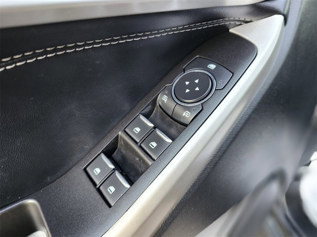 Certified 2022 Ford Explorer XLT w/ Equipment Group 202A image 19