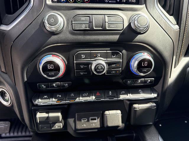Used 2021 GMC Sierra 1500 AT4 w/ AT4 Value Package AWD/4WD image 10