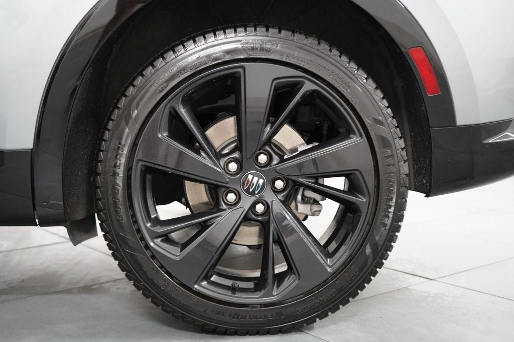 Used 2024 Buick Envision Sport Touring AWD/4WD image 33