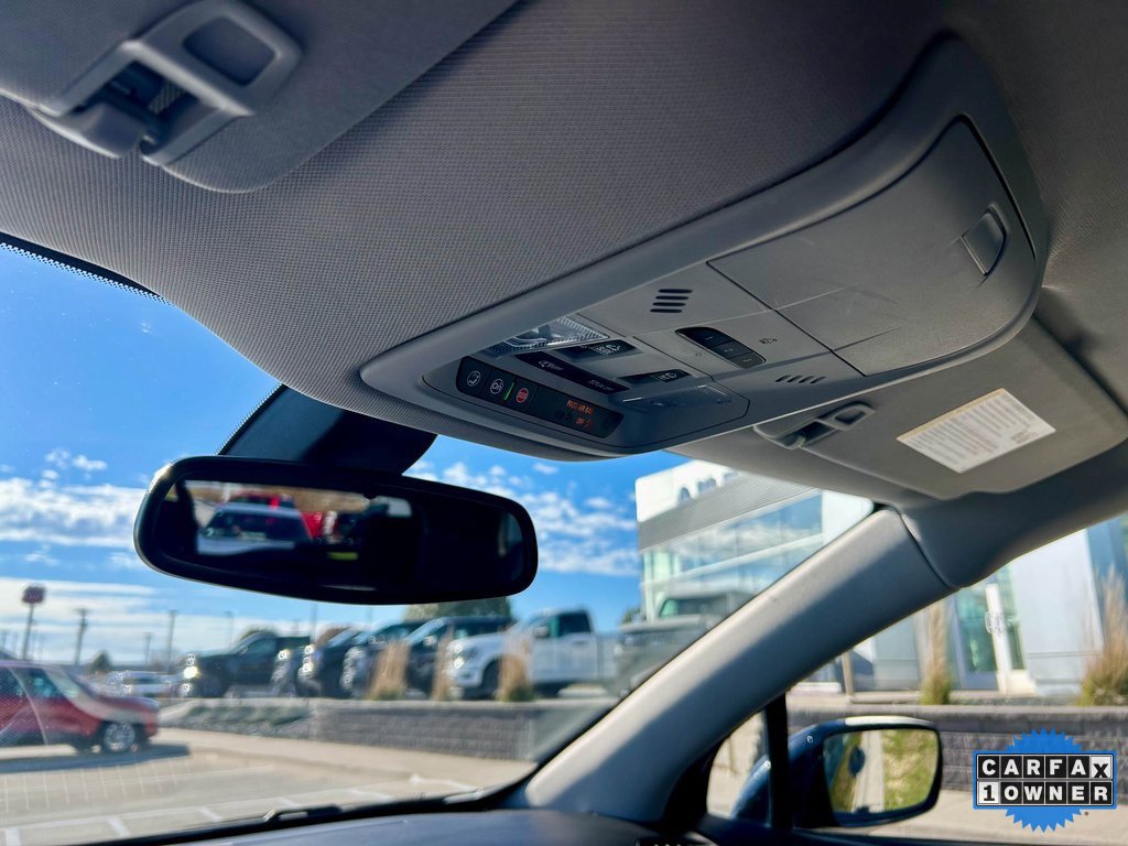 Used 2021 Buick Enclave Essence w/ Sport Touring Edition image 23