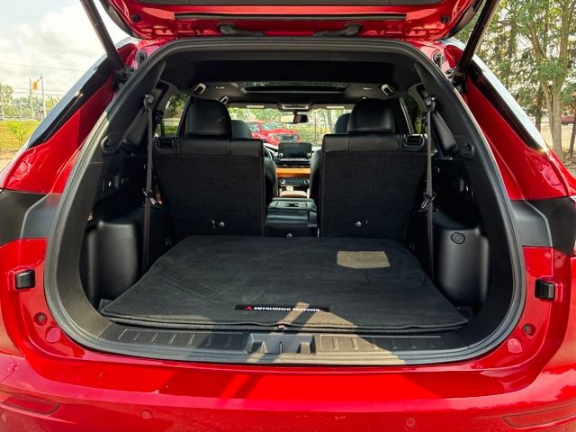 Used 2024 Mitsubishi Outlander SEL AWD/4WD image 11
