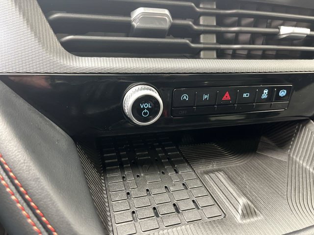 Certified 2025 Ford Explorer ST-Line w/ Premium Package AWD/4WD image 21