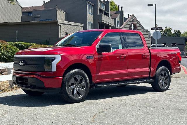 Certified 2025 Ford F150 Lightning Flash AWD/4WD image 9