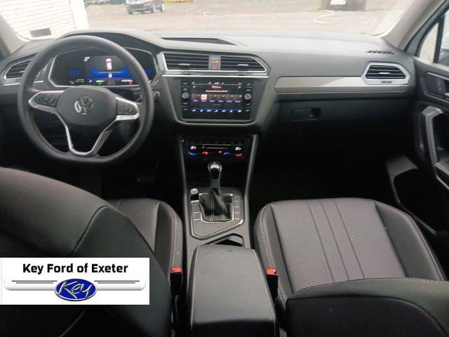 Used 2022 Volkswagen Tiguan SE FWD image 16