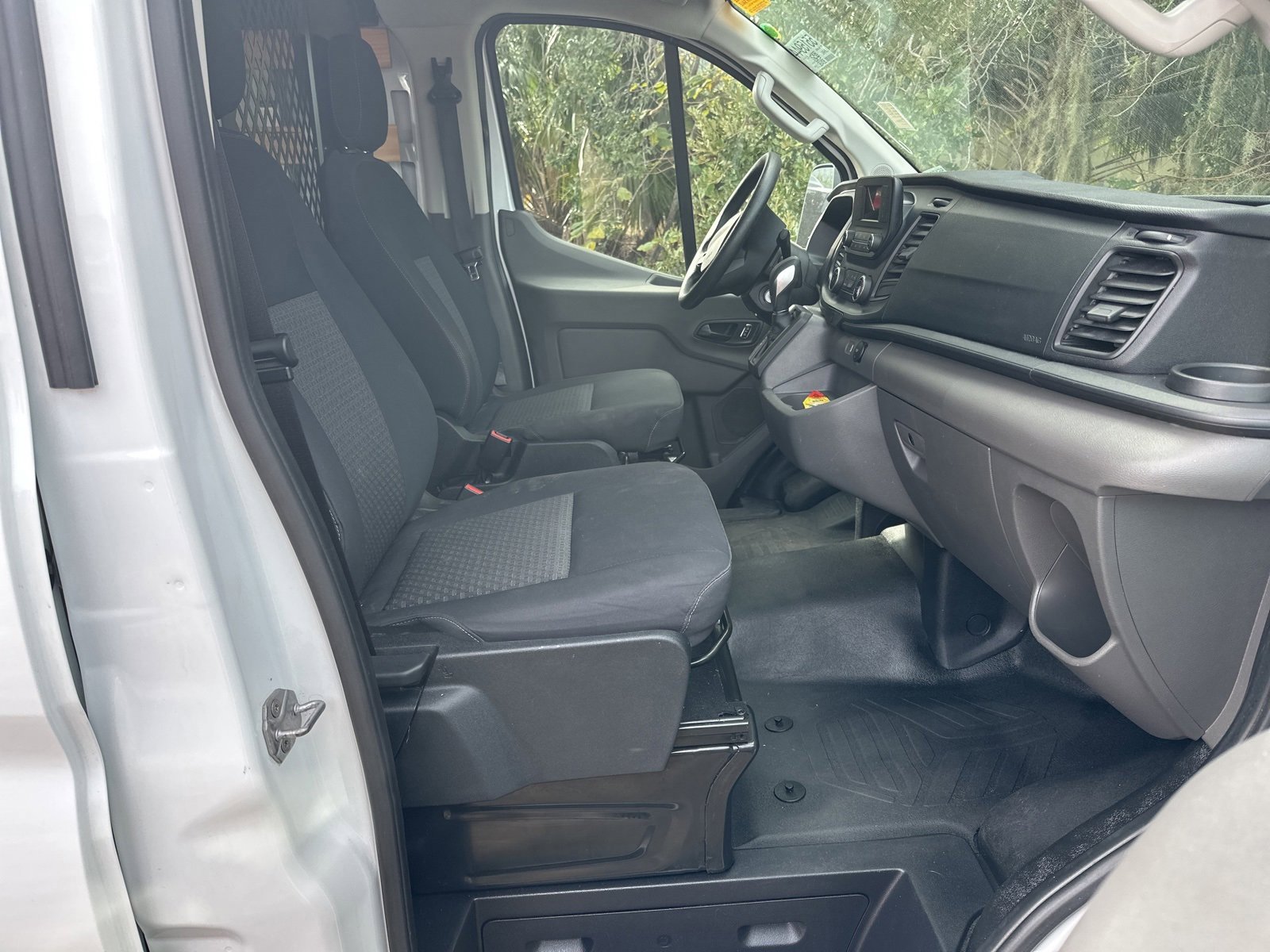 Certified 2024 Ford Transit 250 Base w/ Exterior Upgrade Package image 3