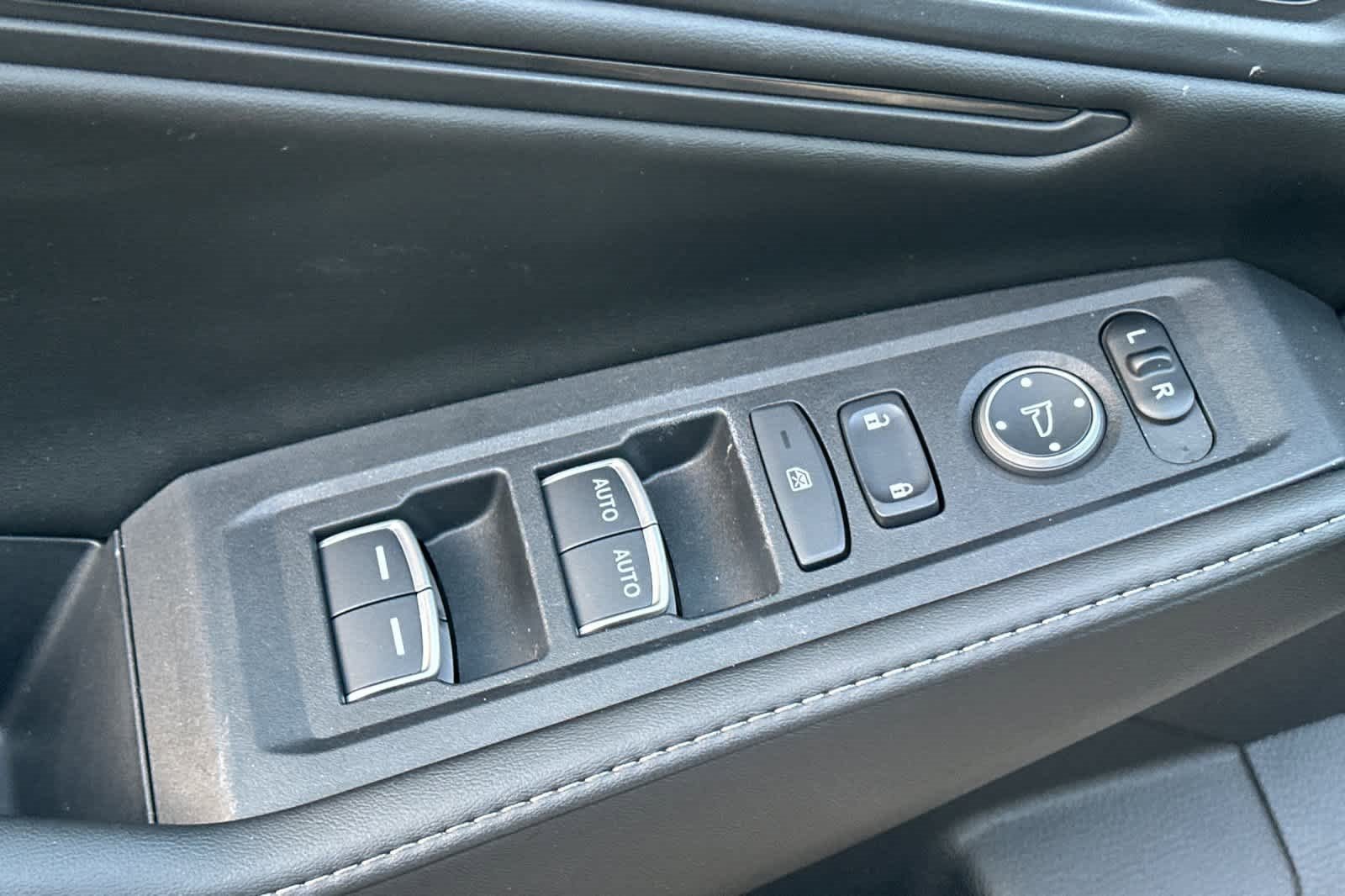 Used 2024 Honda Accord Sport image 14