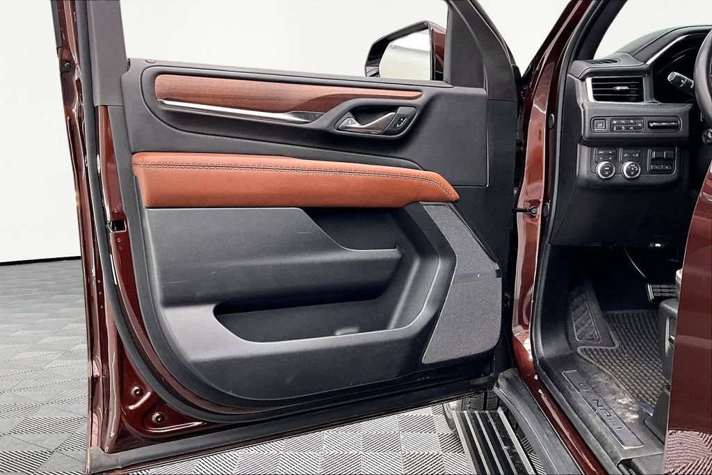 Used 2023 GMC Yukon Denali Ultimate image 23
