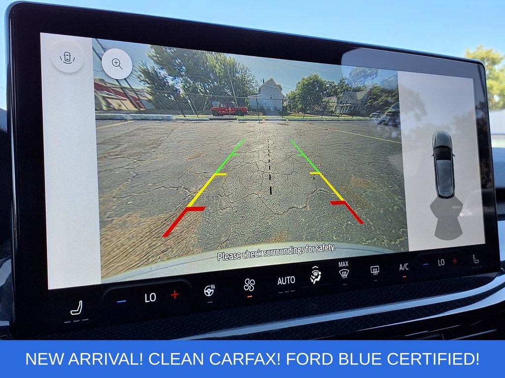 Certified 2023 Ford Escape ST-Line w/ Tech Pack #1 AWD/4WD image 9