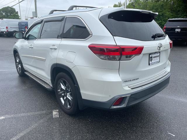 Used 2019 Toyota Highlander Limited Platinum AWD/4WD image 4