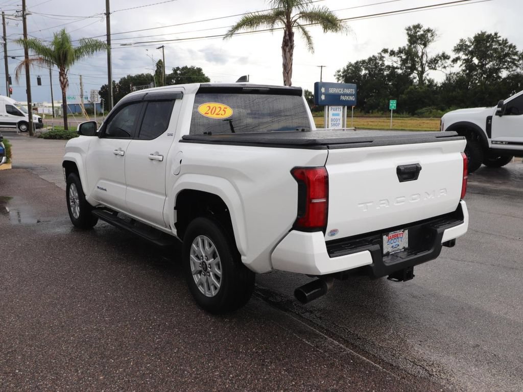 Used 2025 Toyota Tacoma SR5 RWD image 10