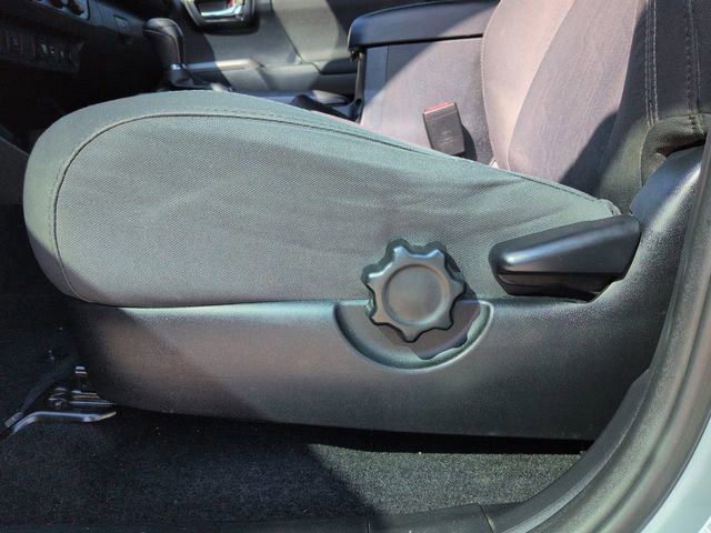 Used 2019 Toyota Tacoma TRD Sport image 20