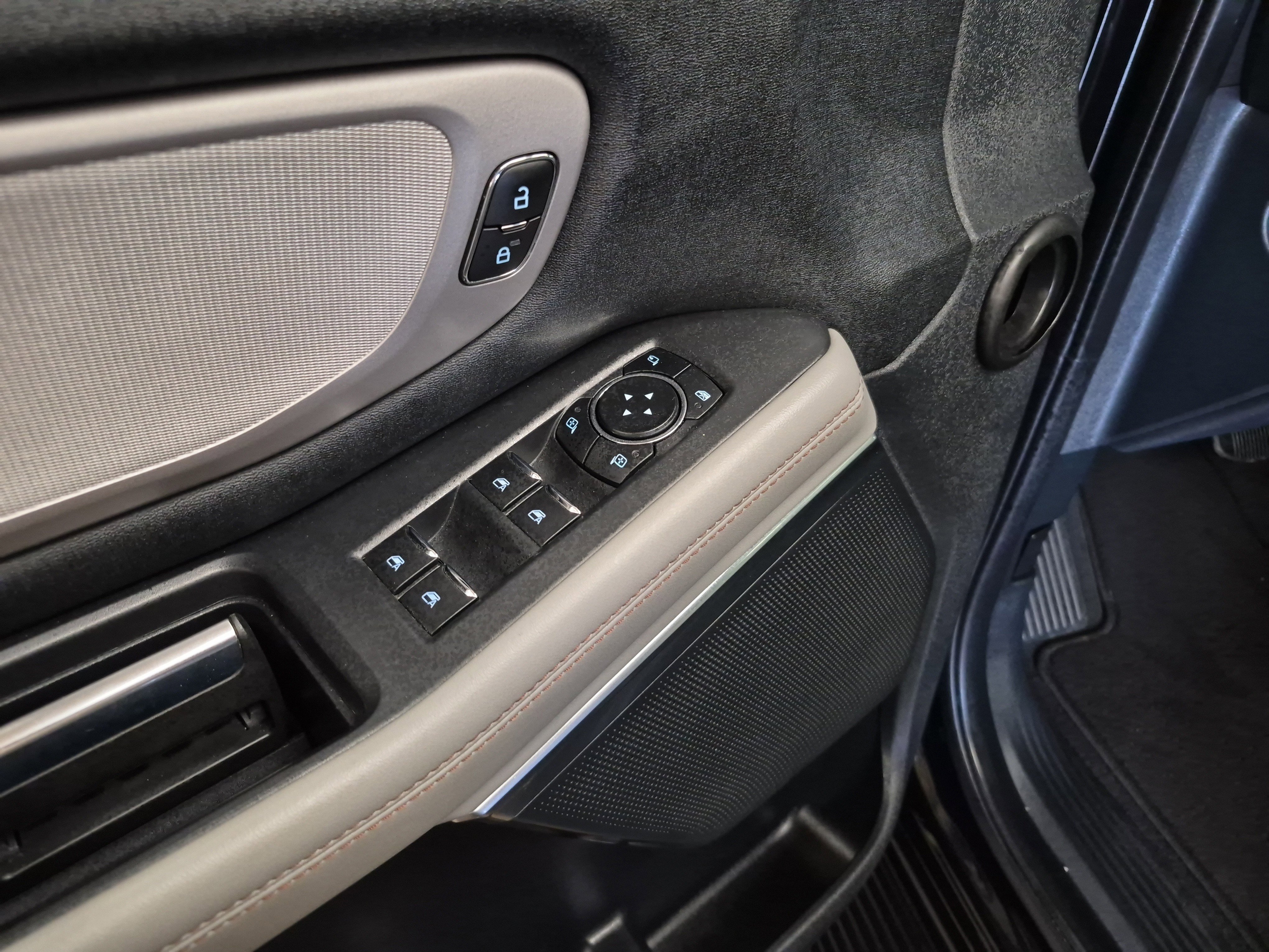 Certified 2025 Ford Expedition Max Active AWD/4WD image 10