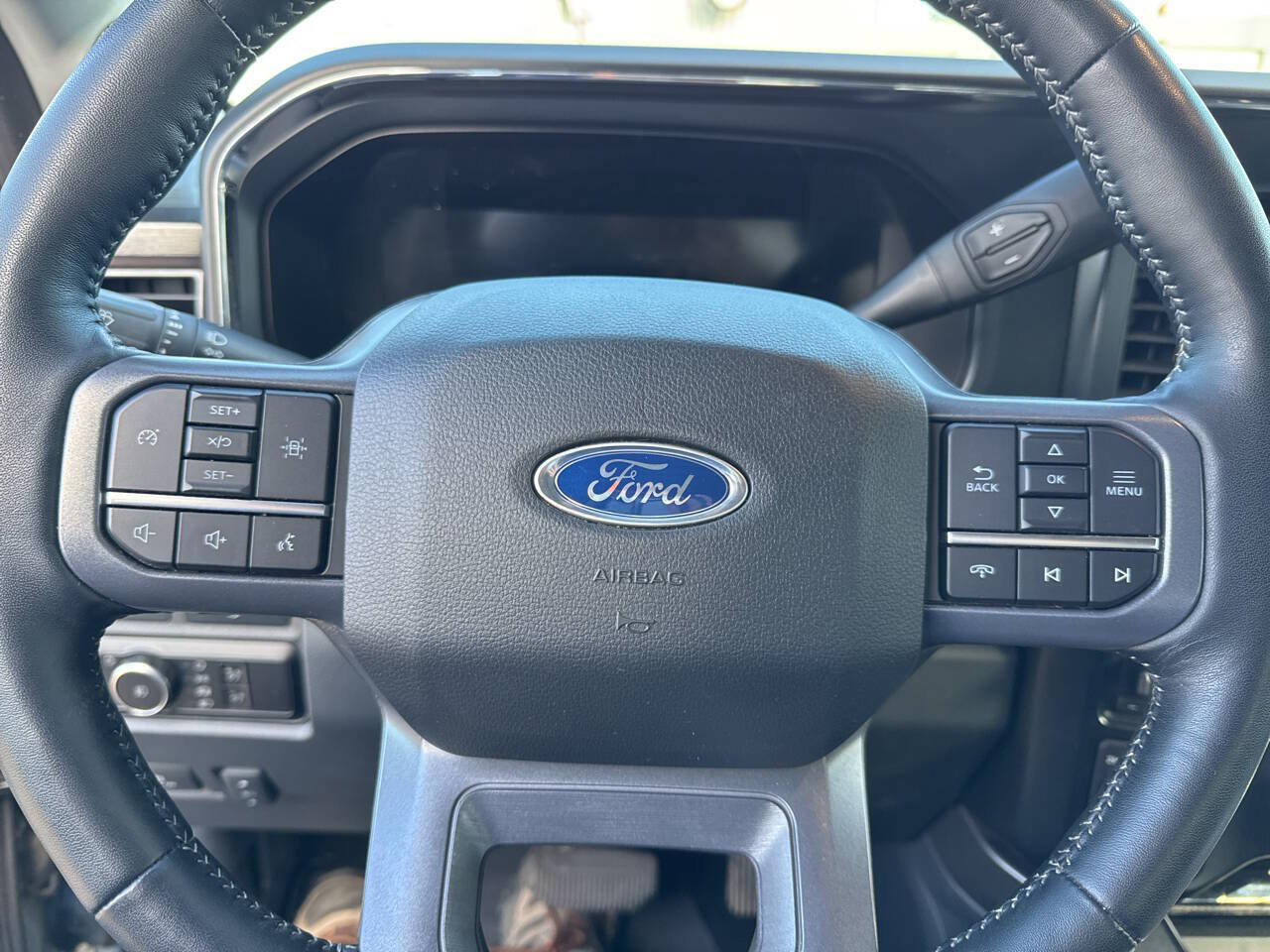 Certified 2023 Ford F250 Lariat w/ Tremor Off-Road Package image 31