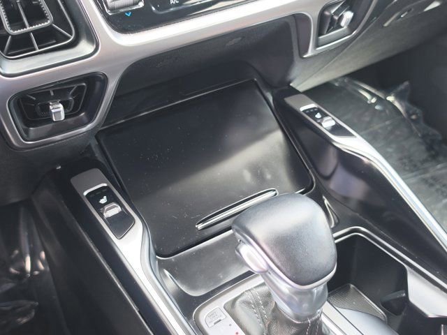 Used 2023 Kia Sorento S image 28