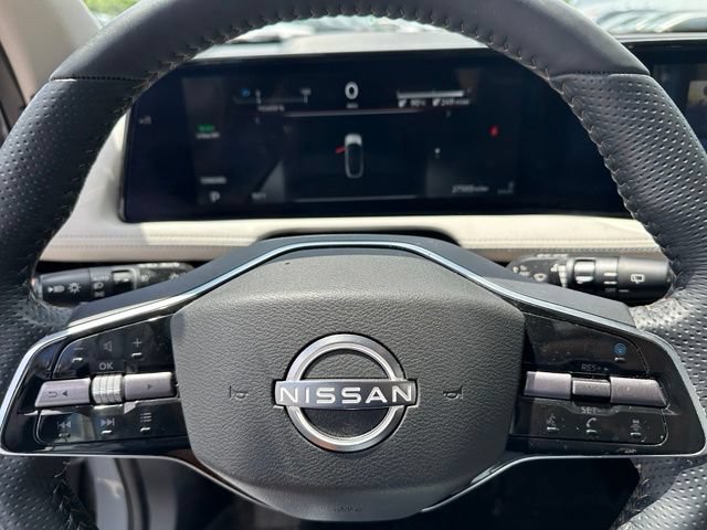 Used 2024 Nissan Ariya AWD image 28