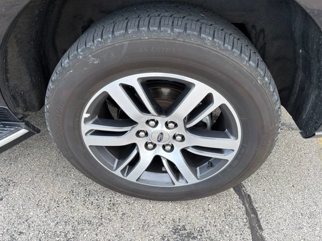 Certified 2020 Ford Expedition XLT w/ Equipment Group 202A AWD/4WD image 7