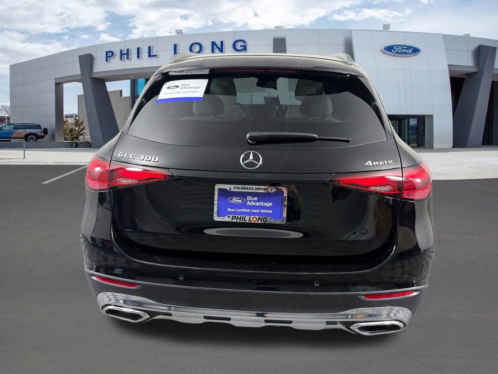 Used 2024 Mercedes-Benz GLC 300 4MATIC image 4