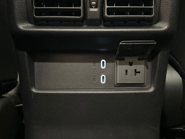 Used 2025 Toyota 4Runner 4WD image 31