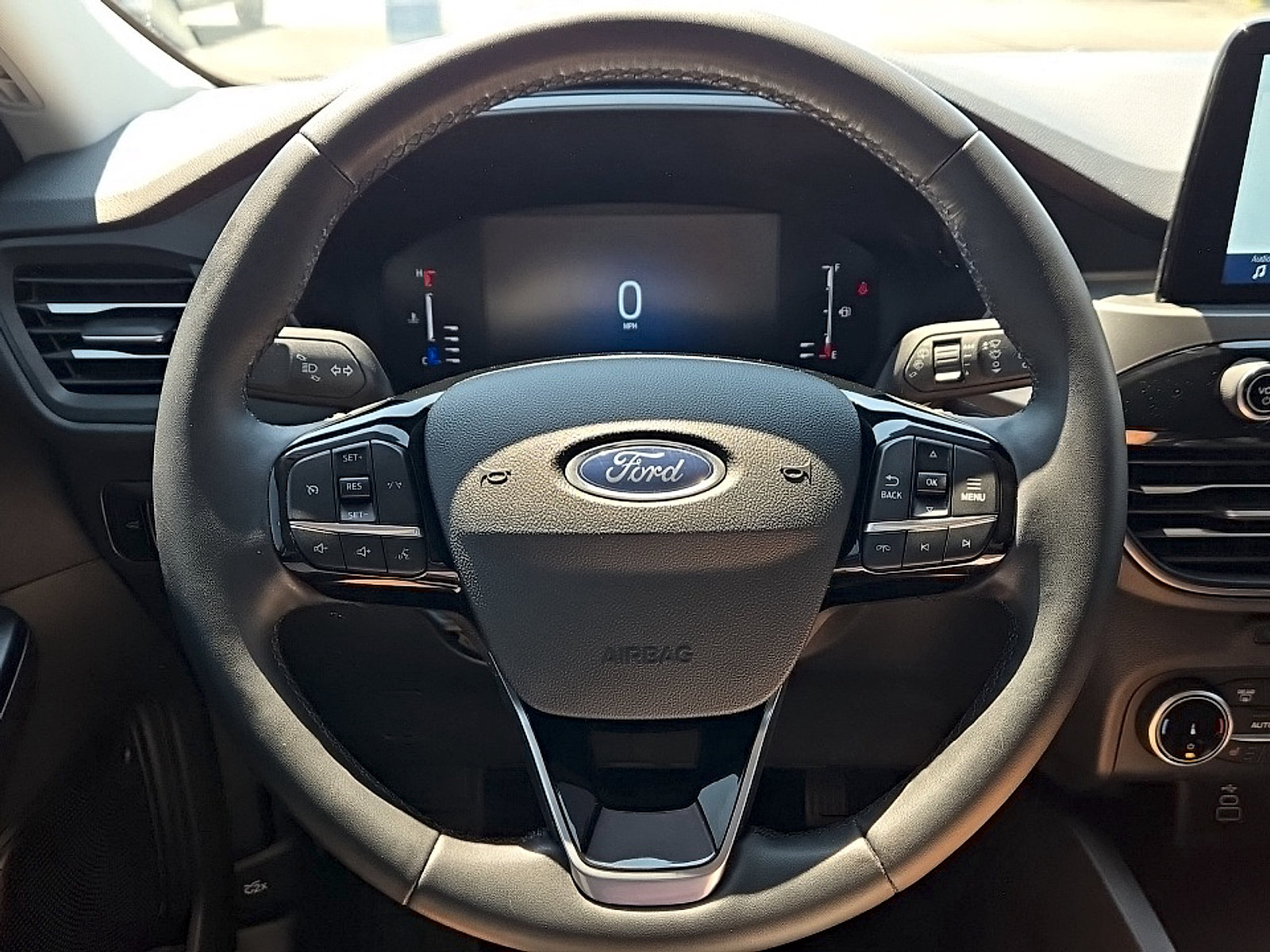 Certified 2024 Ford Escape Active AWD/4WD image 12